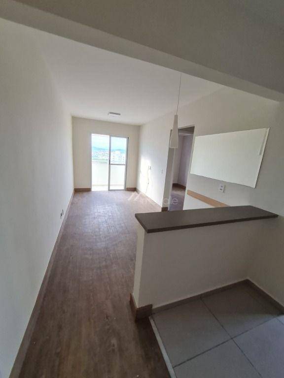 Apartamento à venda com 2 quartos, 55m² - Foto 3