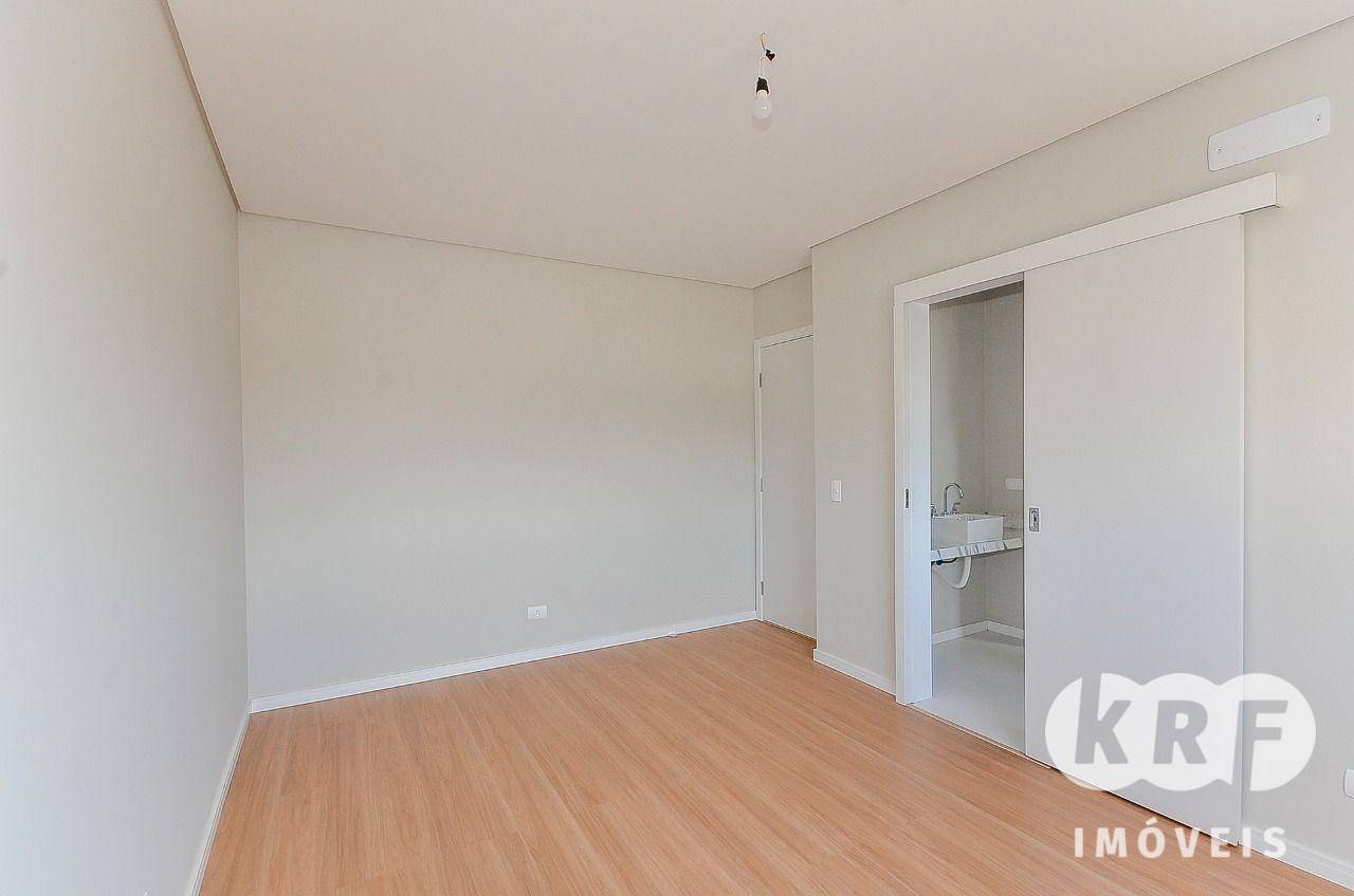 Casa à venda com 3 quartos, 162m² - Foto 14