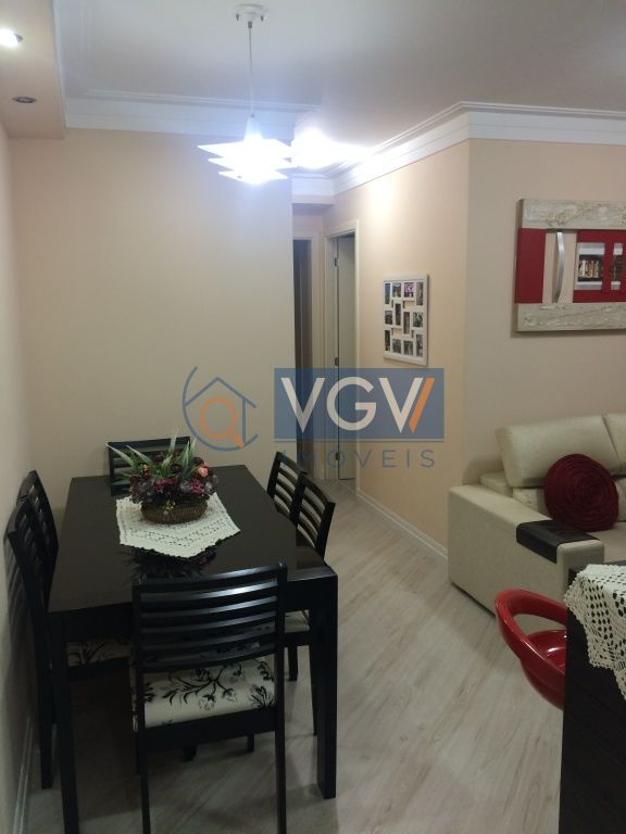 Apartamento à venda com 2 quartos, 55m² - Foto 3