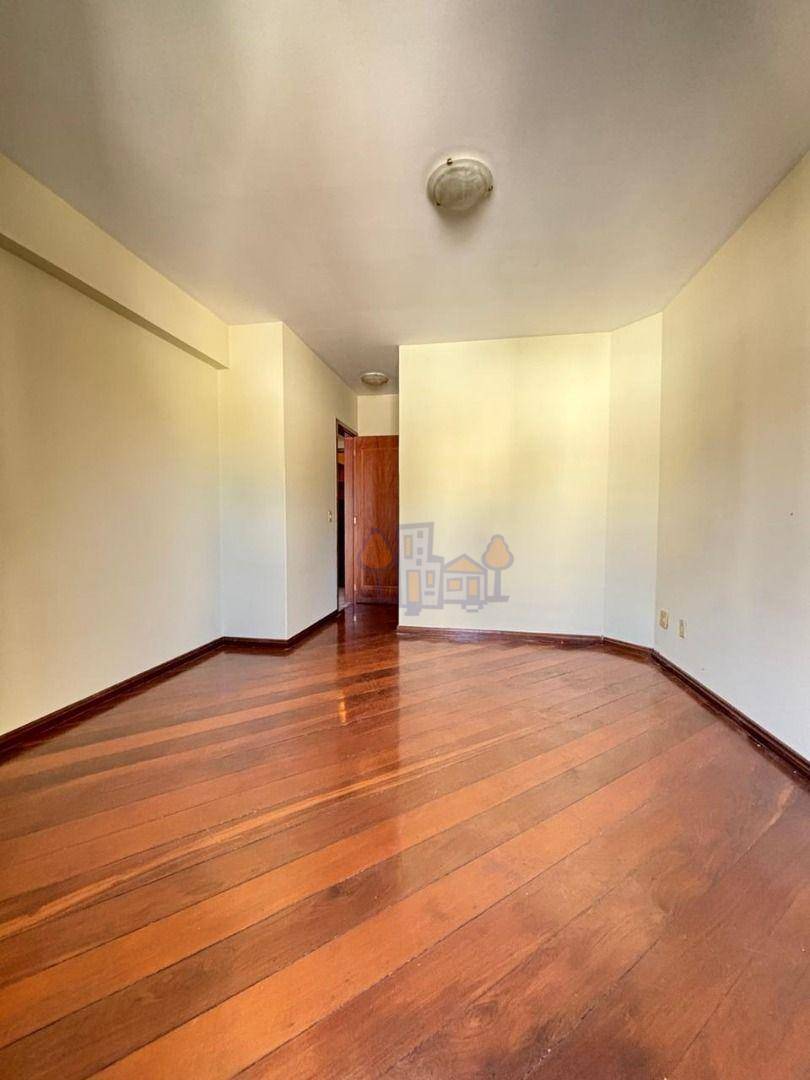 Apartamento à venda com 2 quartos, 100m² - Foto 7