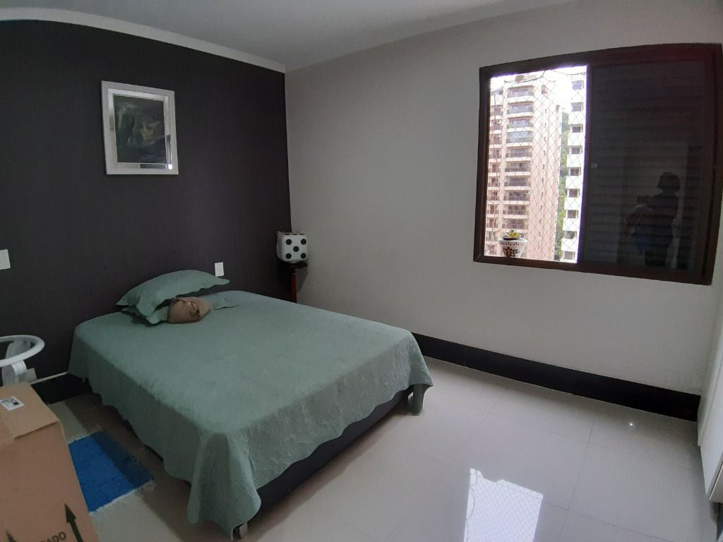 Apartamento à venda e aluguel com 3 quartos, 190m² - Foto 11