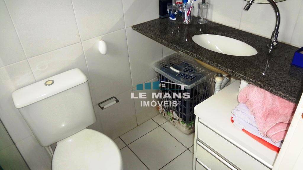 Apartamento à venda com 2 quartos, 72m² - Foto 14