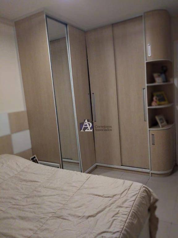 Apartamento à venda com 2 quartos, 70m² - Foto 10