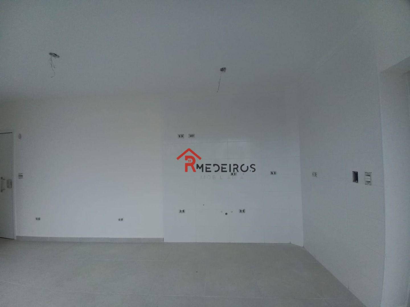 Apartamento à venda com 1 quarto, 46m² - Foto 2