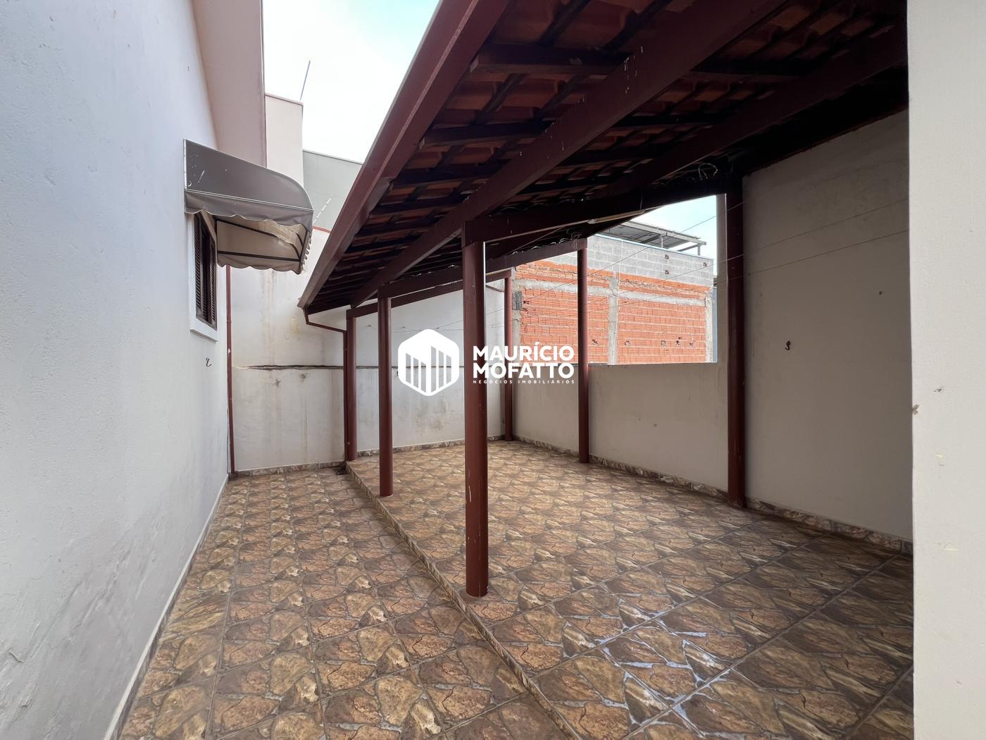 Casa à venda com 3 quartos, 250m² - Foto 15