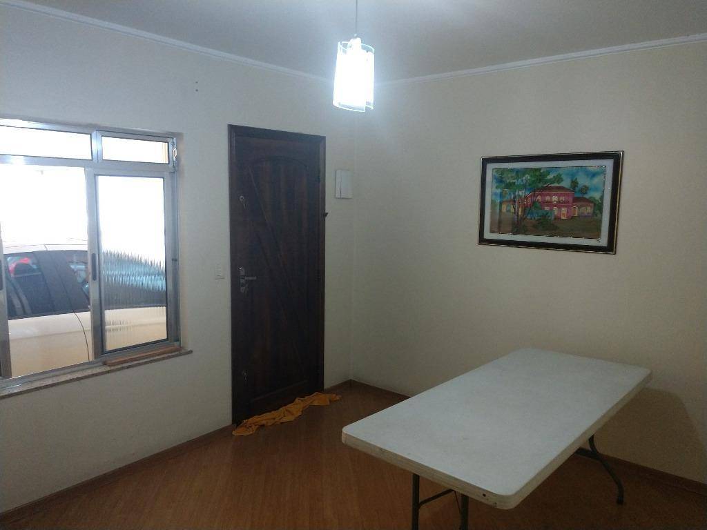 Sobrado à venda com 4 quartos, 200m² - Foto 3