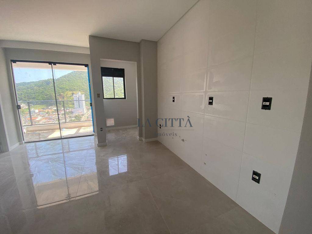 Apartamento à venda com 2 quartos, 83m² - Foto 9