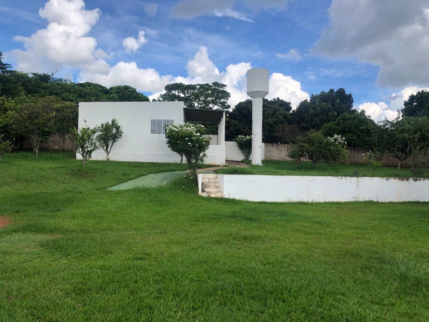 Fazenda à venda com 2 quartos, 160m² - Foto 3