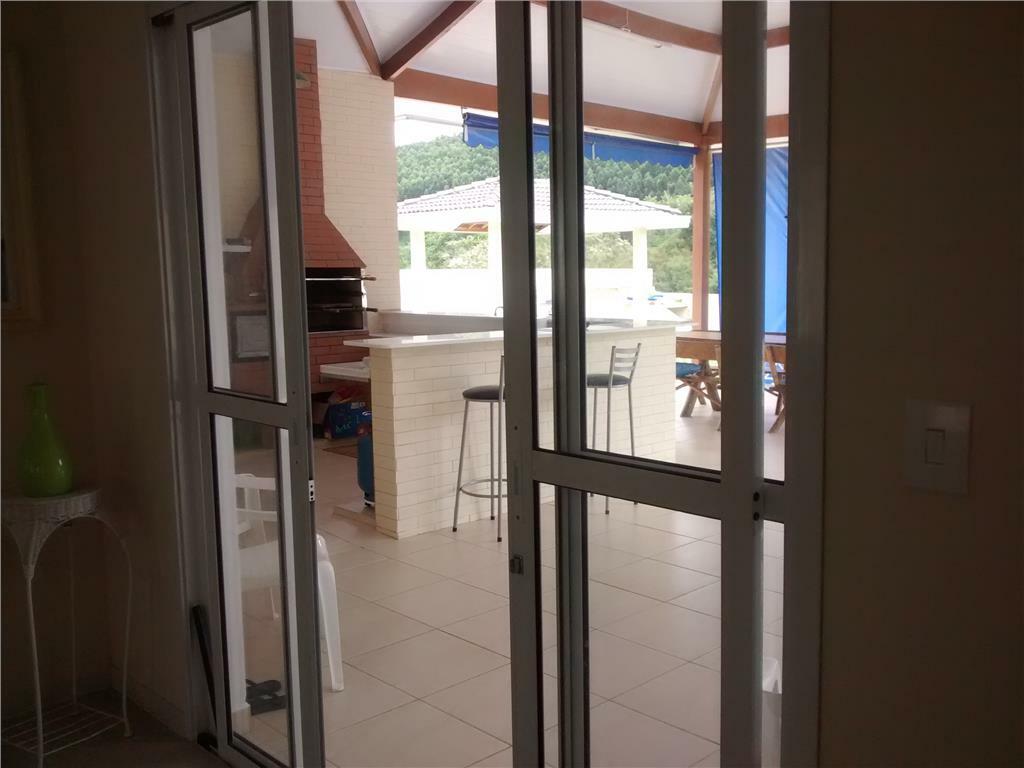 Casa à venda com 5 quartos, 260m² - Foto 24