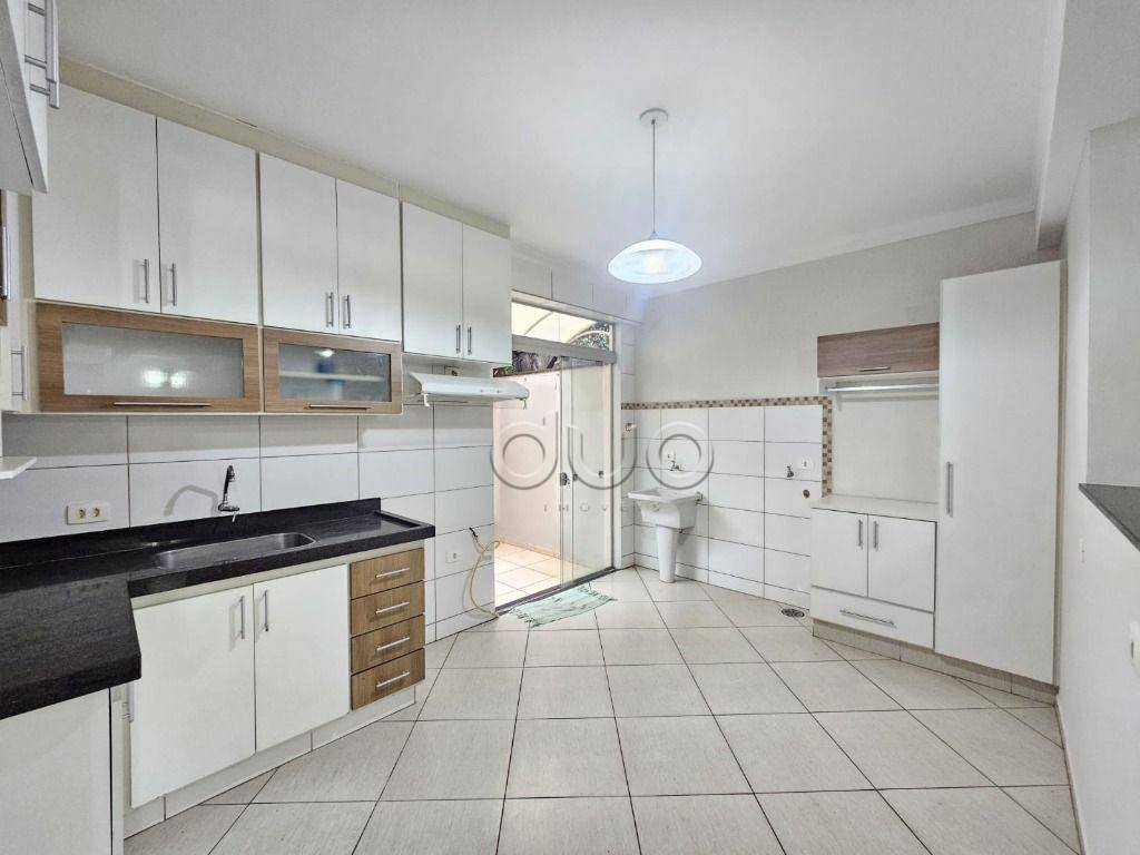 Casa para alugar com 2 quartos, 142m² - Foto 22
