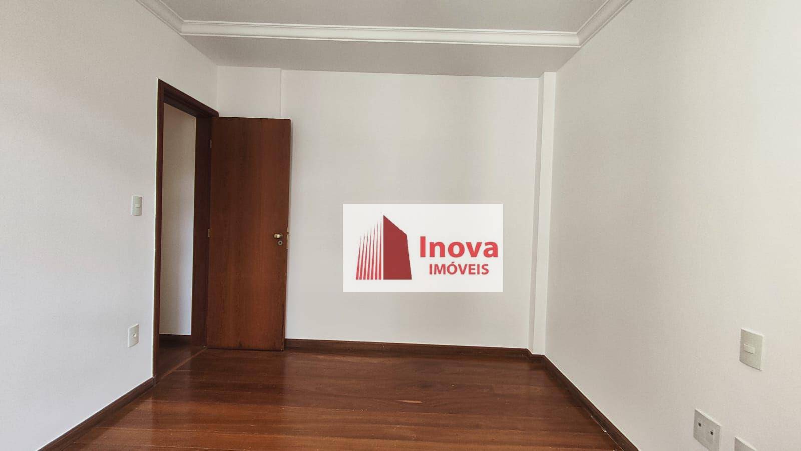 Apartamento à venda com 3 quartos, 125m² - Foto 22