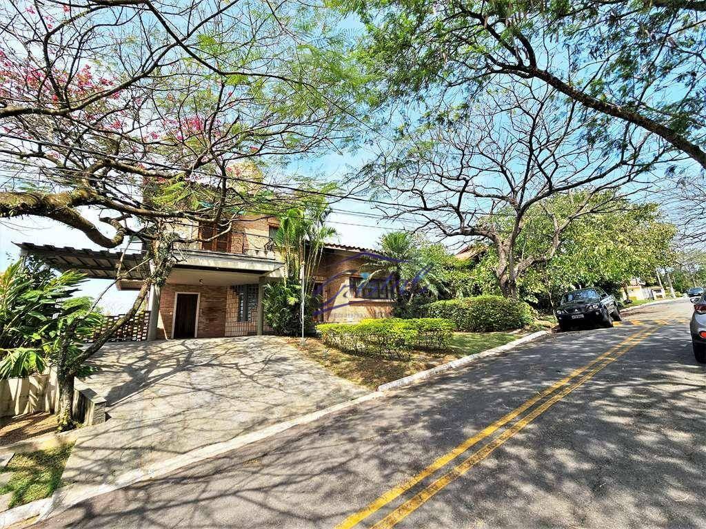 Casa de Condomínio à venda com 4 quartos, 351m² - Foto 2