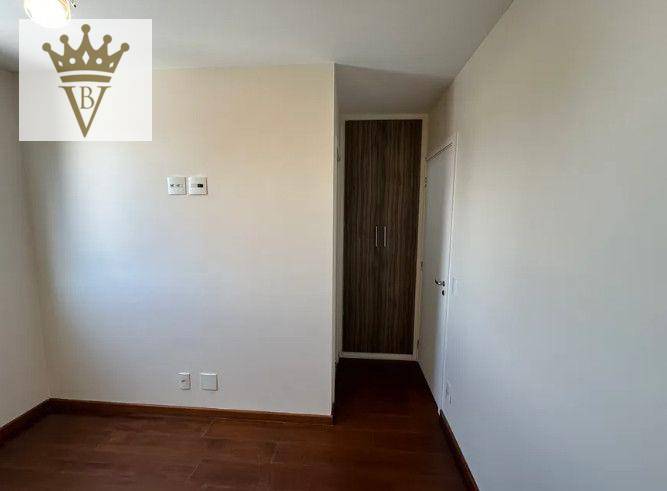 Apartamento à venda com 3 quartos, 68m² - Foto 10