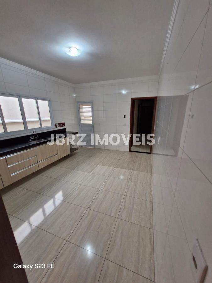 Casa à venda com 2 quartos, 125m² - Foto 8