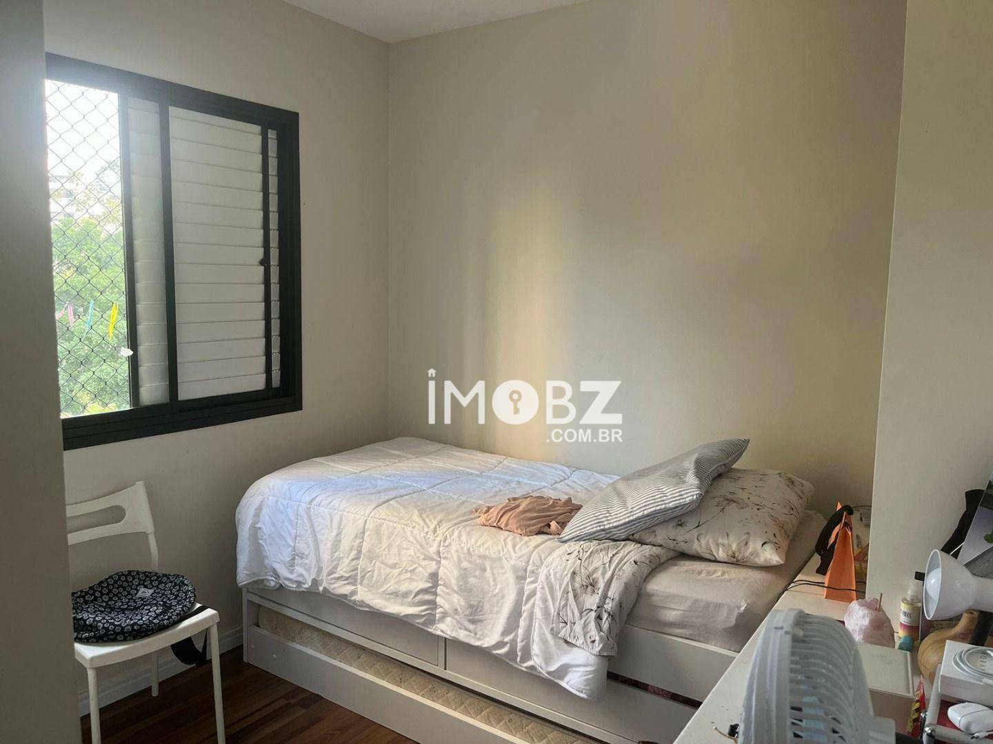 Apartamento à venda com 3 quartos, 93m² - Foto 11