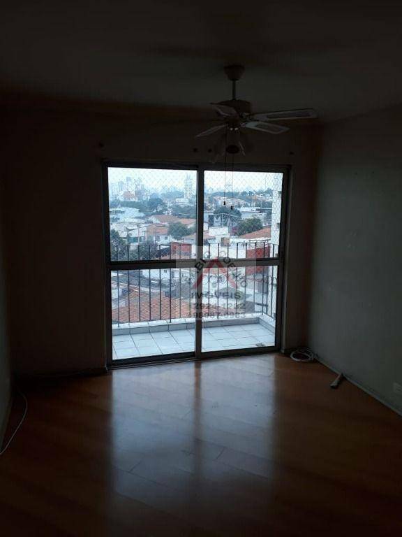 Apartamento à venda com 2 quartos, 75m² - Foto 20