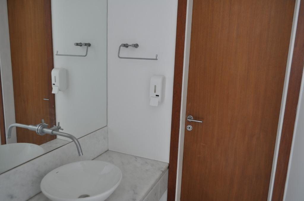 Casa à venda com 3 quartos, 196m² - Foto 13