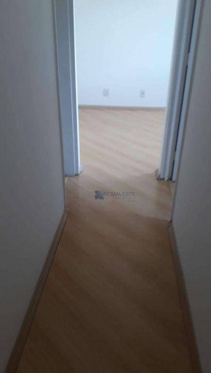 Apartamento à venda com 2 quartos, 44m² - Foto 3