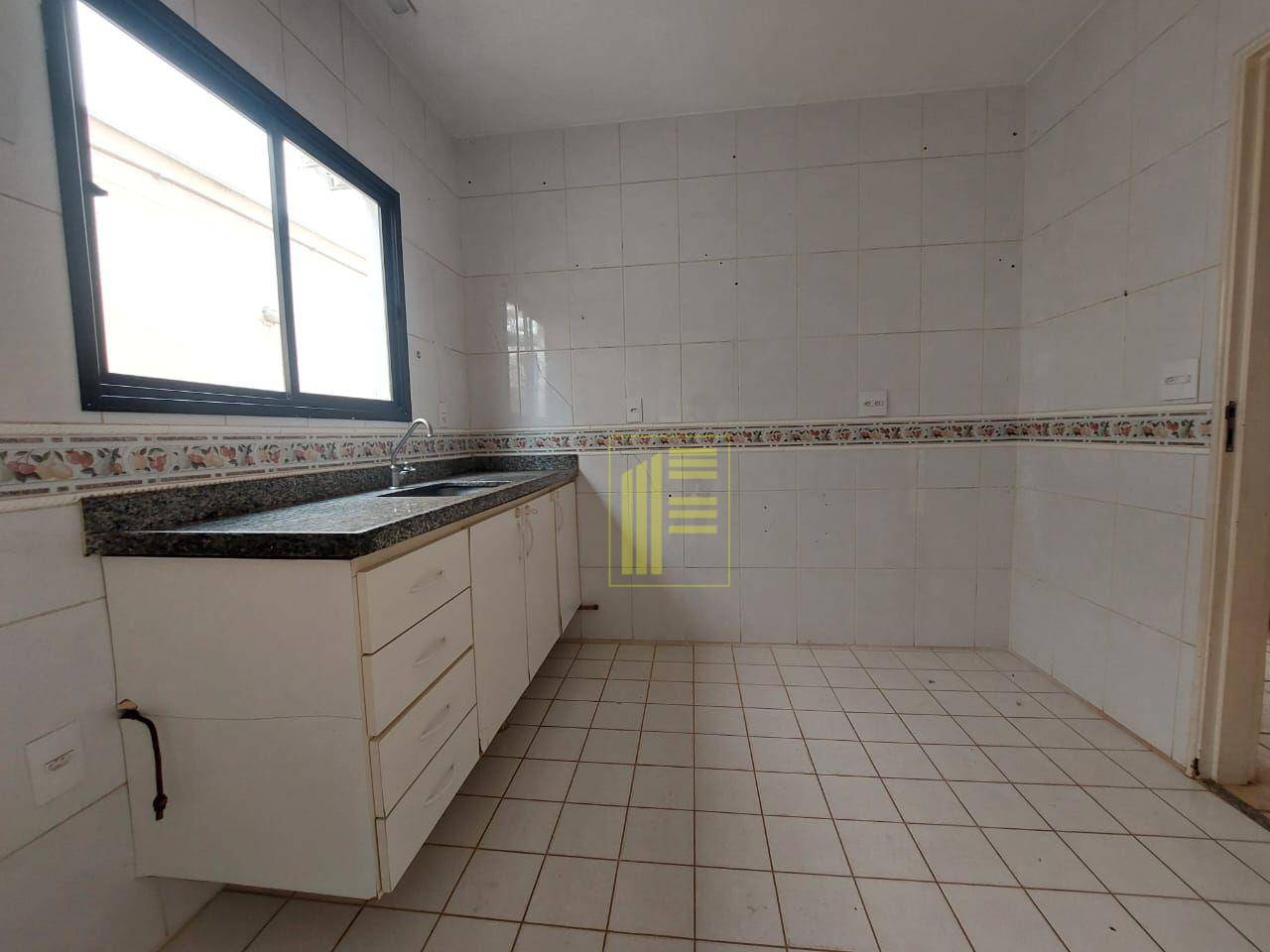 Casa de Condomínio para alugar com 3 quartos, 145m² - Foto 13