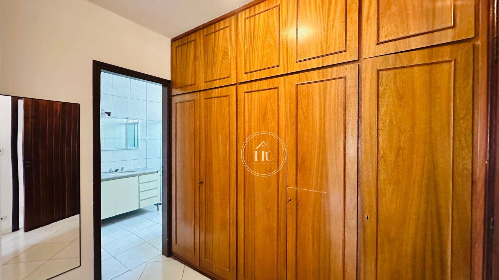 Casa de Condomínio para alugar com 3 quartos, 207m² - Foto 15