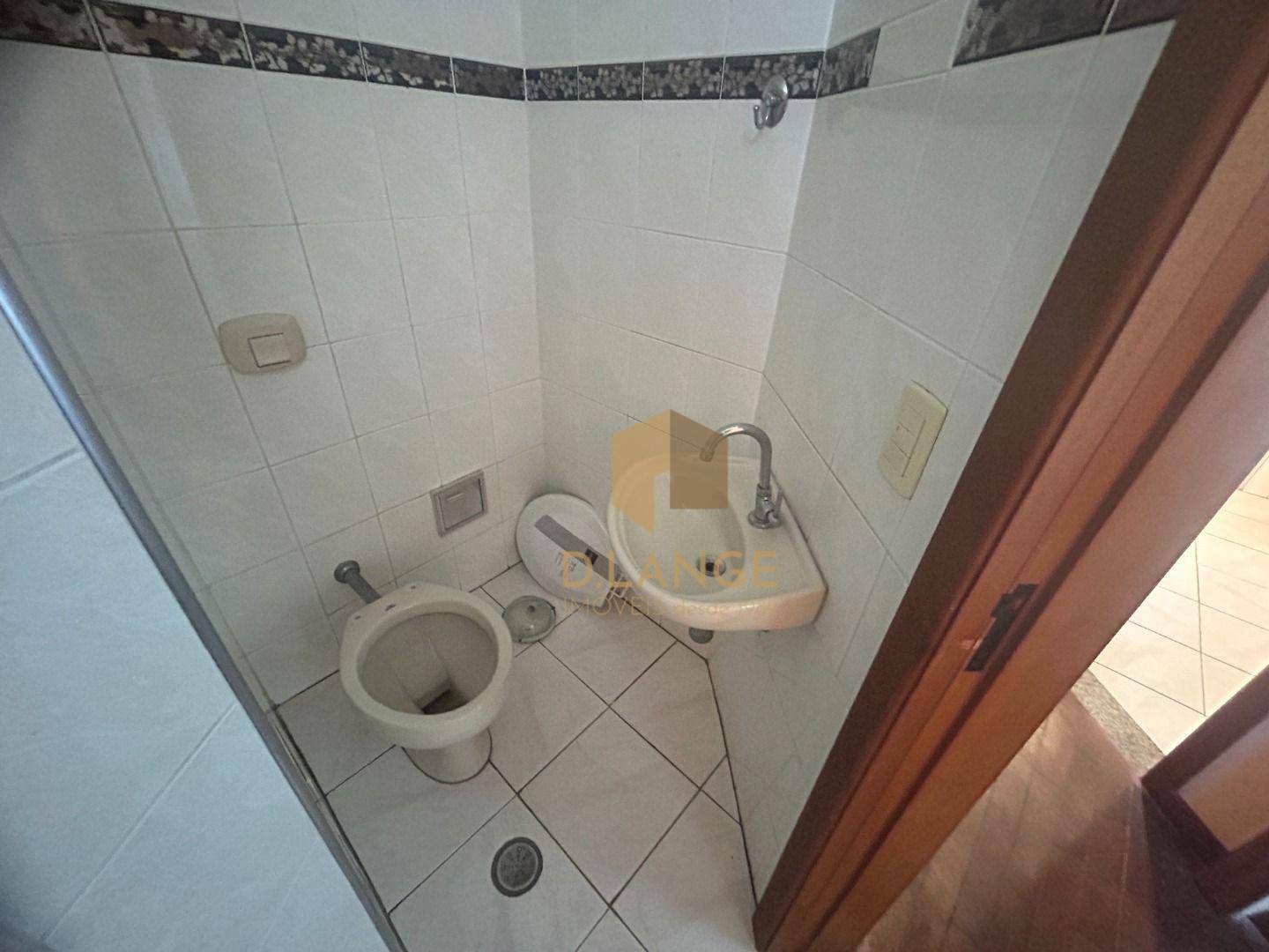 Casa à venda com 3 quartos, 300m² - Foto 17