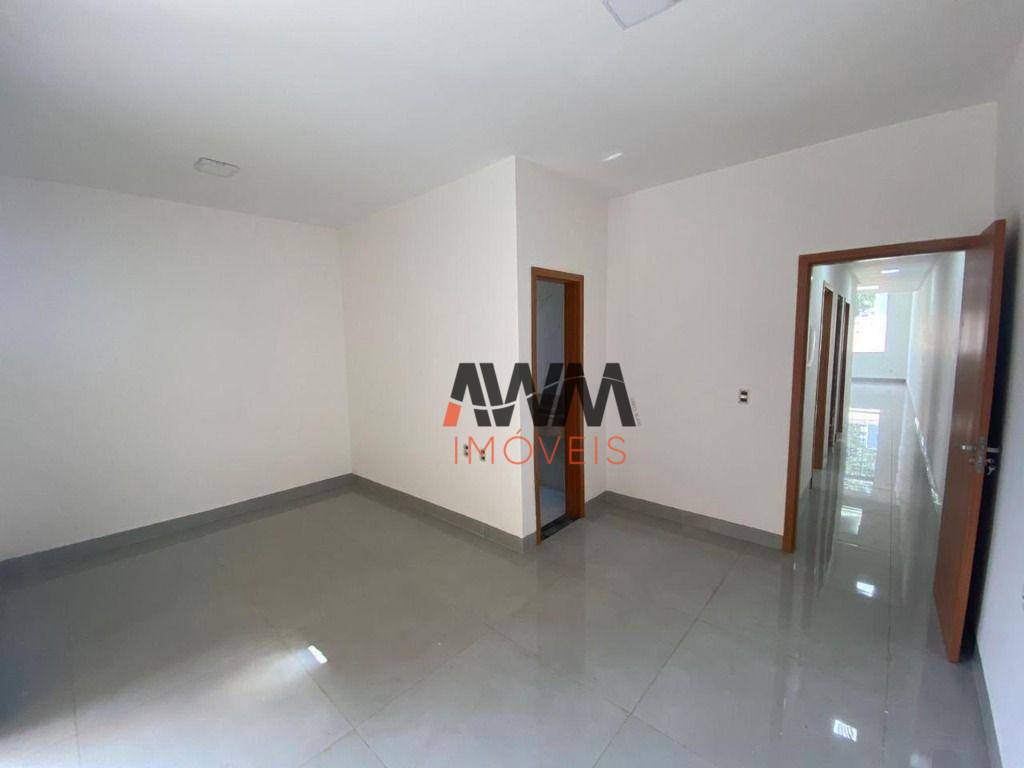 Casa à venda com 3 quartos, 140m² - Foto 3