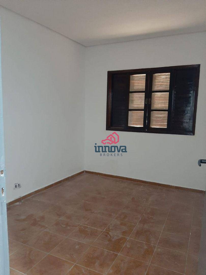 Casa à venda com 2 quartos, 180m² - Foto 7