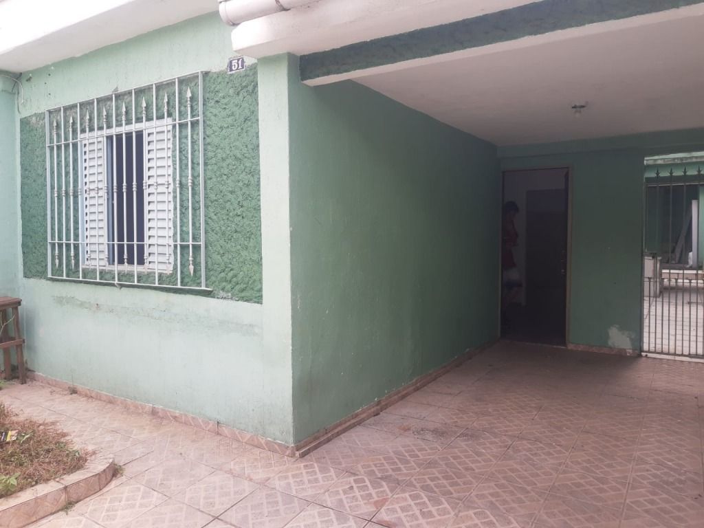 Casa à venda com 3 quartos, 121m² - Foto 2