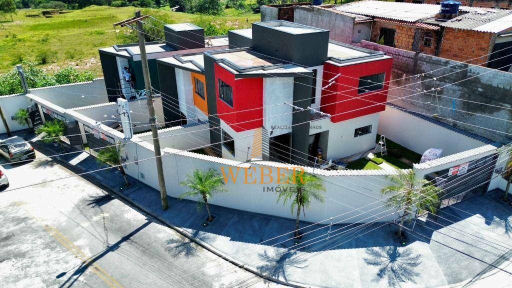 Sobrado à venda com 2 quartos, 110m² - Foto 1