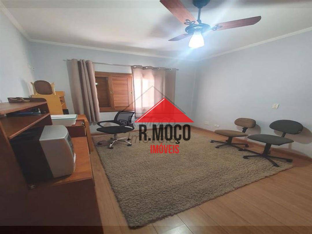 Sobrado à venda com 3 quartos, 270m² - Foto 31