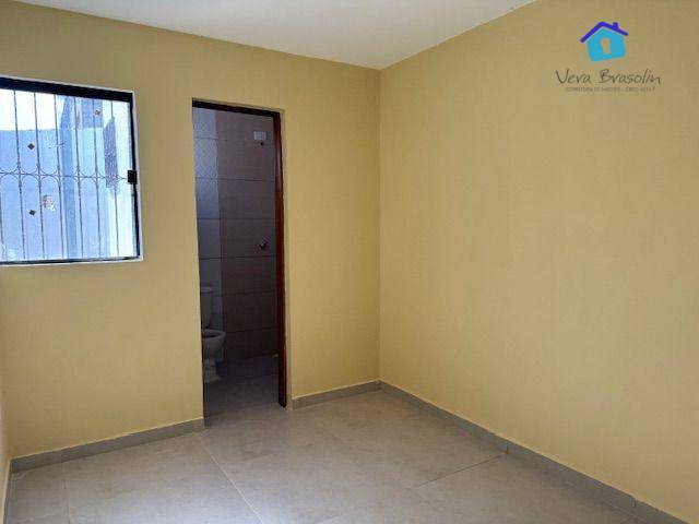 Casa à venda com 4 quartos, 101m² - Foto 15