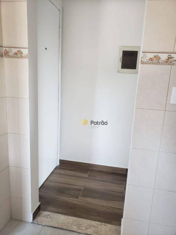 Apartamento à venda com 1 quarto, 57m² - Foto 4