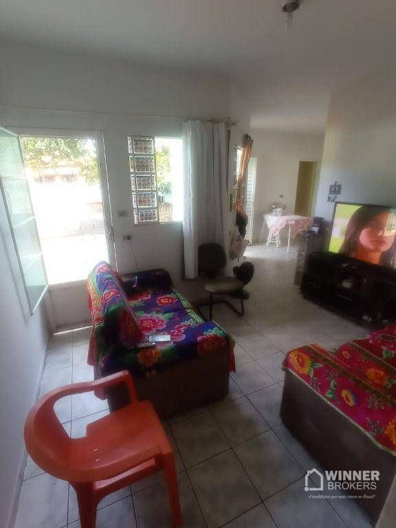 Casa à venda com 3 quartos, 69m² - Foto 12