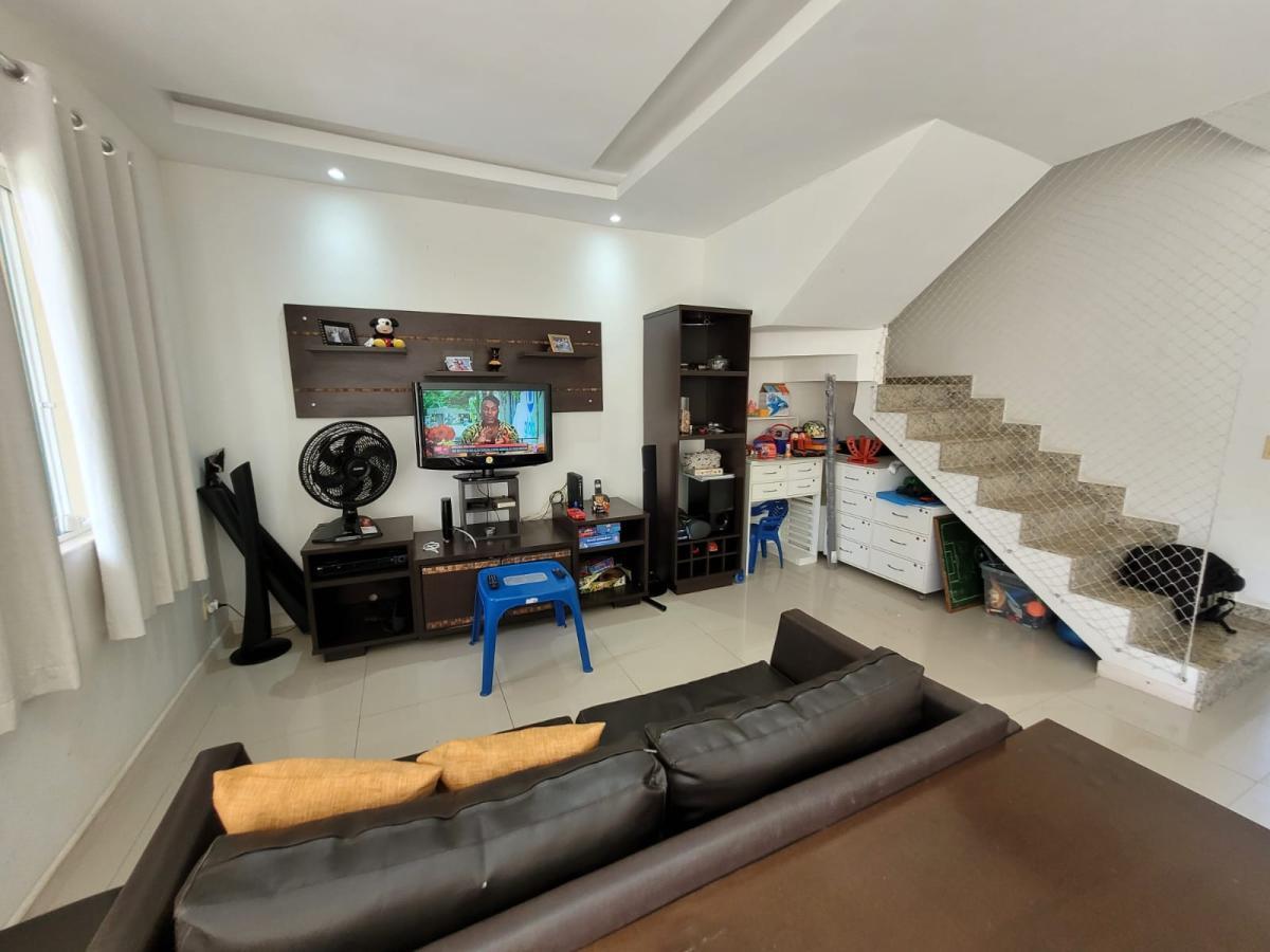 Casa de Condomínio à venda com 4 quartos, 180m² - Foto 17