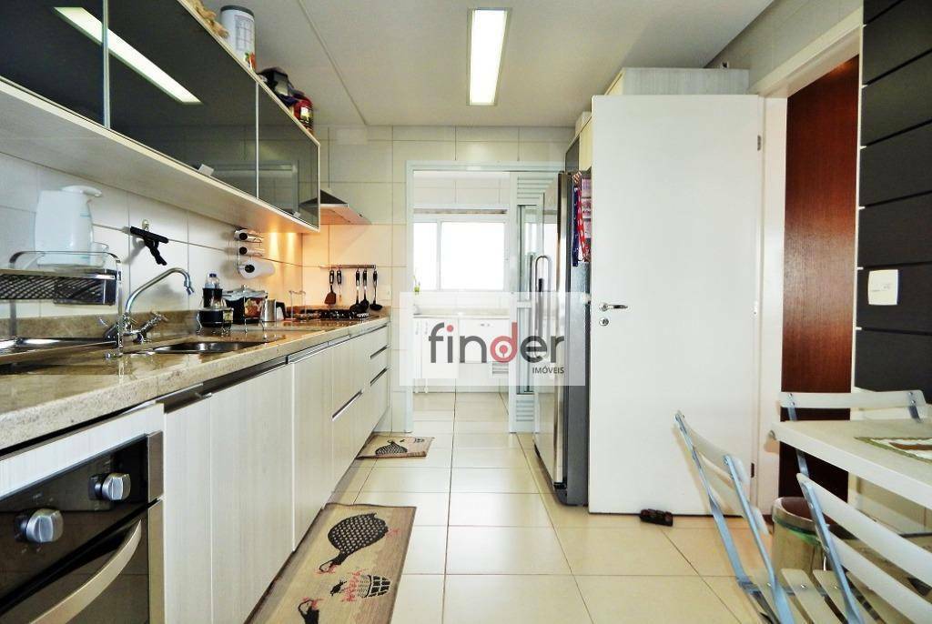 Apartamento à venda com 3 quartos, 148m² - Foto 4