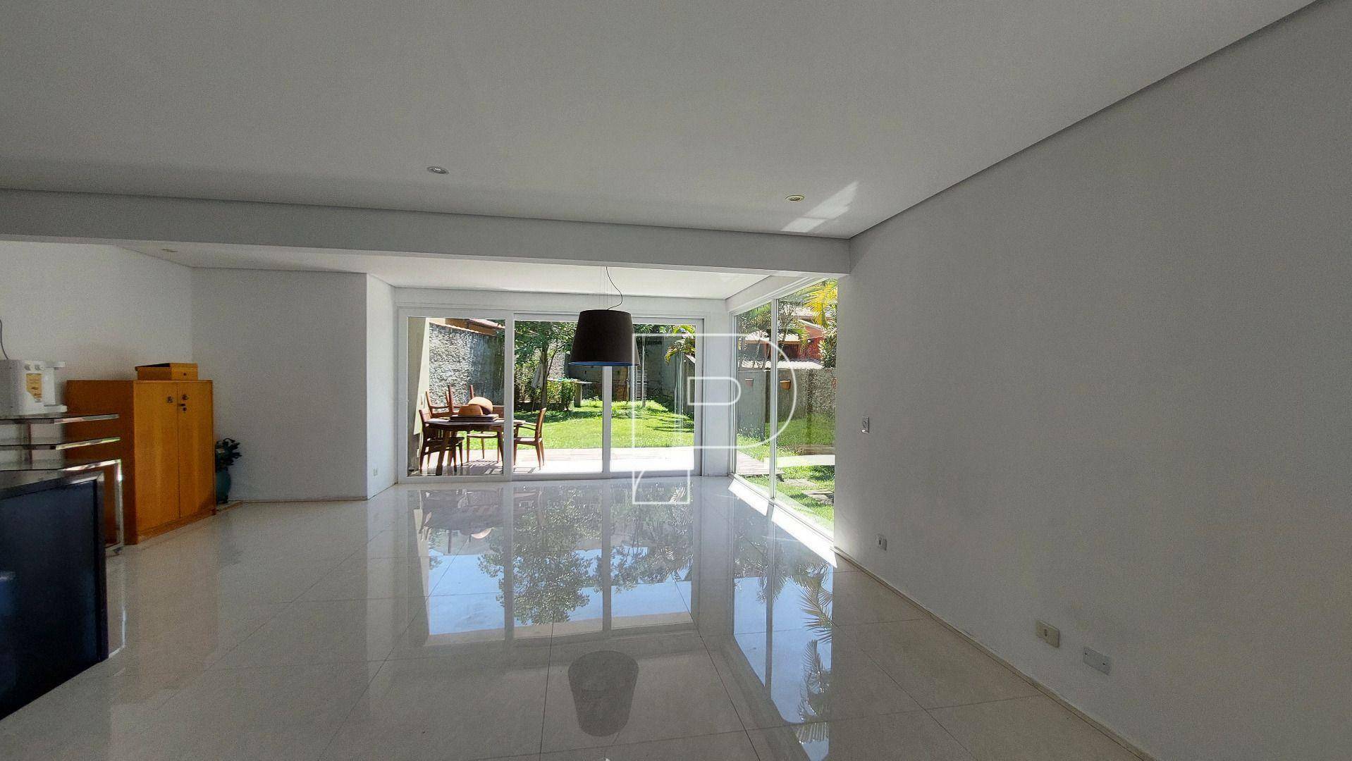 Casa à venda com 4 quartos, 306m² - Foto 17