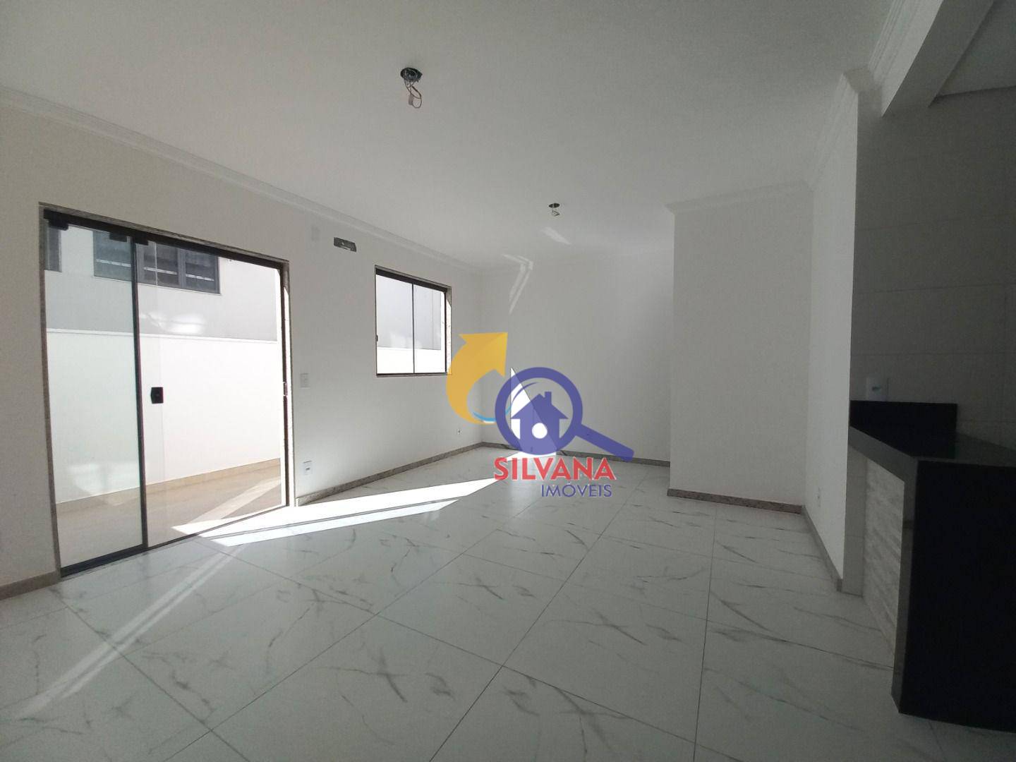 Apartamento à venda com 3 quartos, 81m² - Foto 3