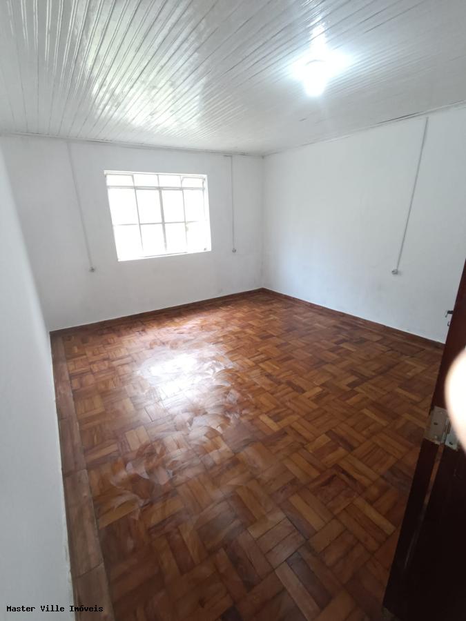 Casa à venda com 4 quartos, 1200m² - Foto 1