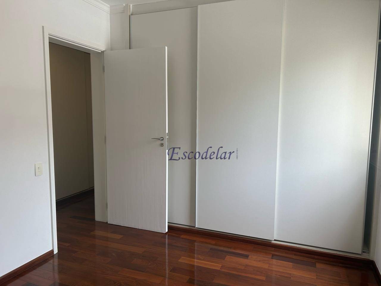 Apartamento à venda com 3 quartos, 139m² - Foto 16