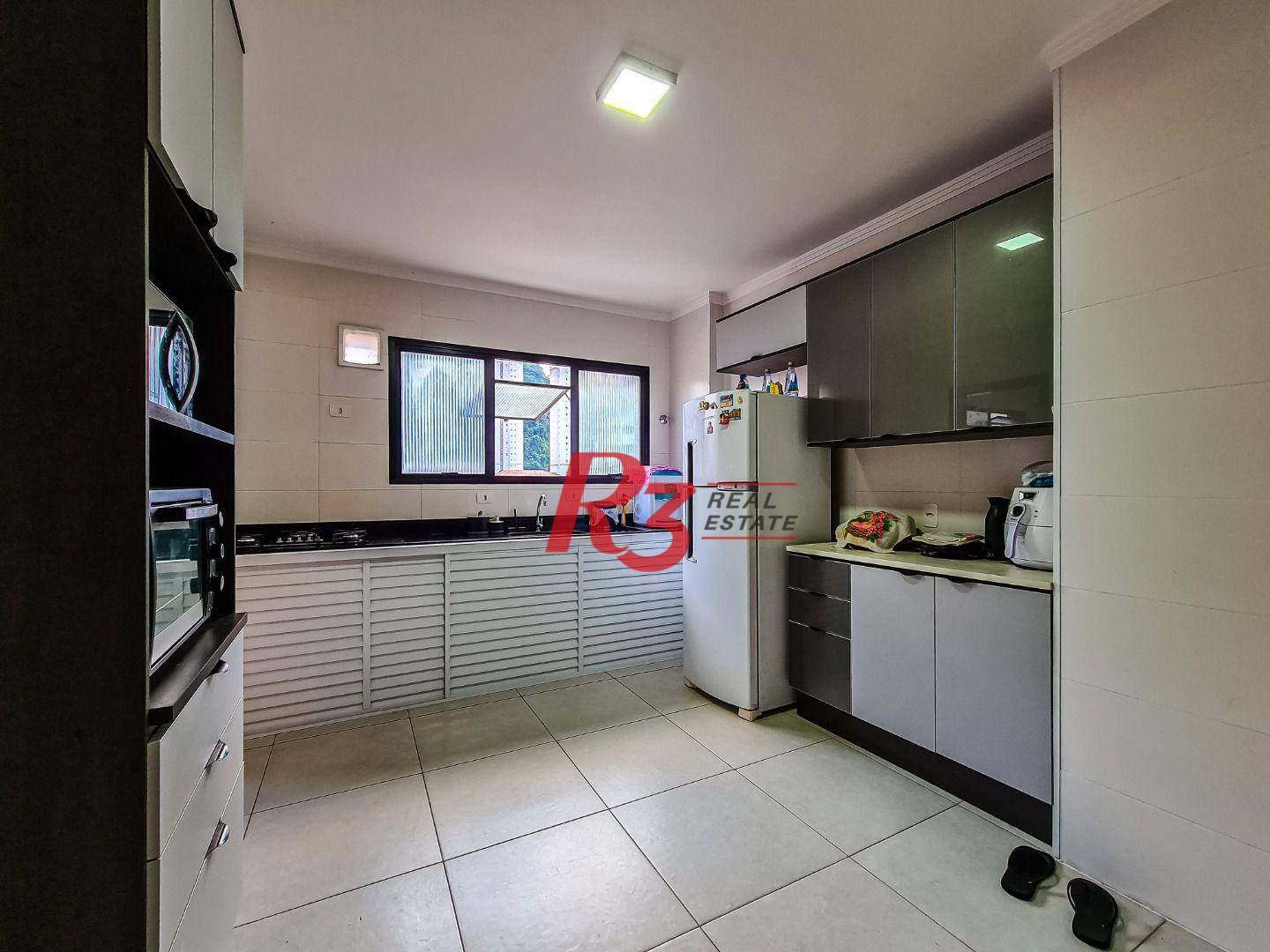 Apartamento à venda com 3 quartos, 130m² - Foto 11