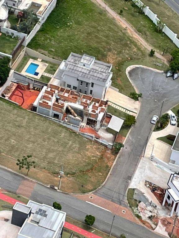 Casa de Condomínio à venda com 4 quartos, 400m² - Foto 12