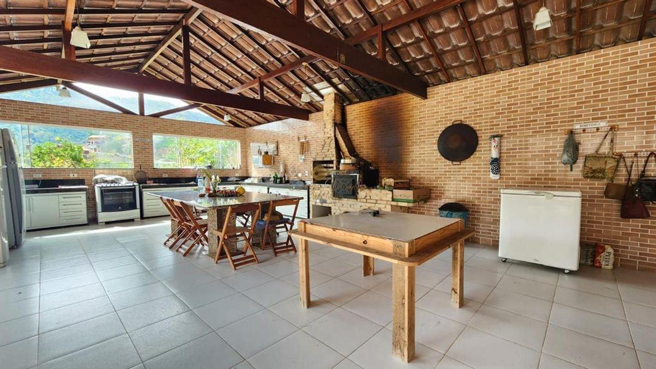 Casa de Condomínio à venda com 7 quartos, 2200m² - Foto 9