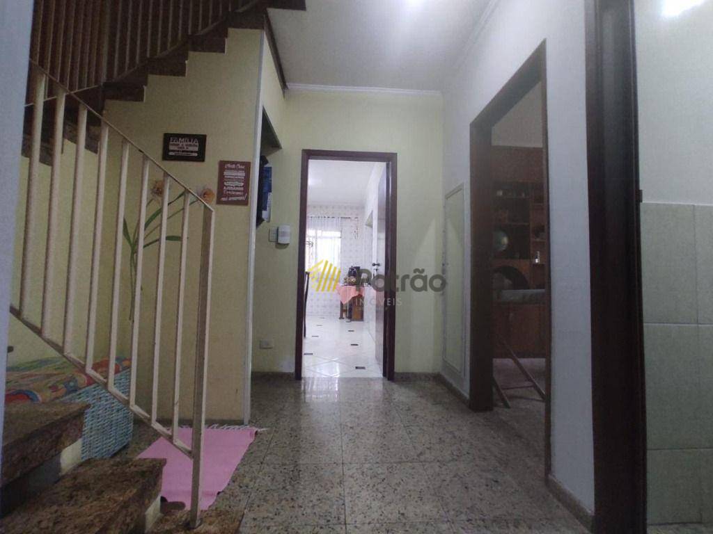 Sobrado à venda com 3 quartos, 237m² - Foto 21