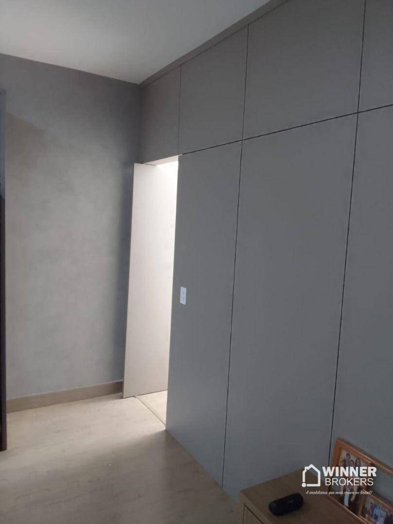 Casa à venda com 3 quartos, 160m² - Foto 2
