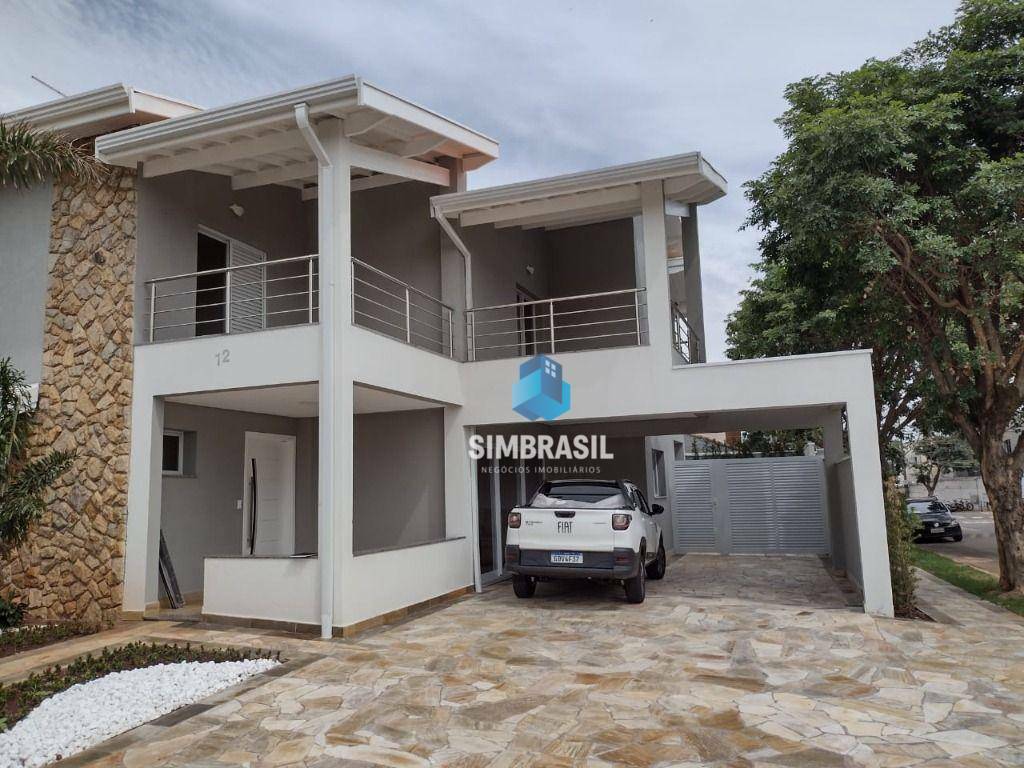 Casa à venda com 4 quartos, 246m² - Foto 2