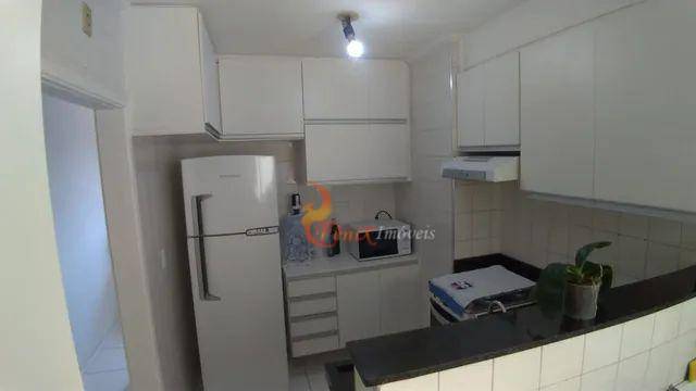 Apartamento à venda com 2 quartos, 76m² - Foto 4