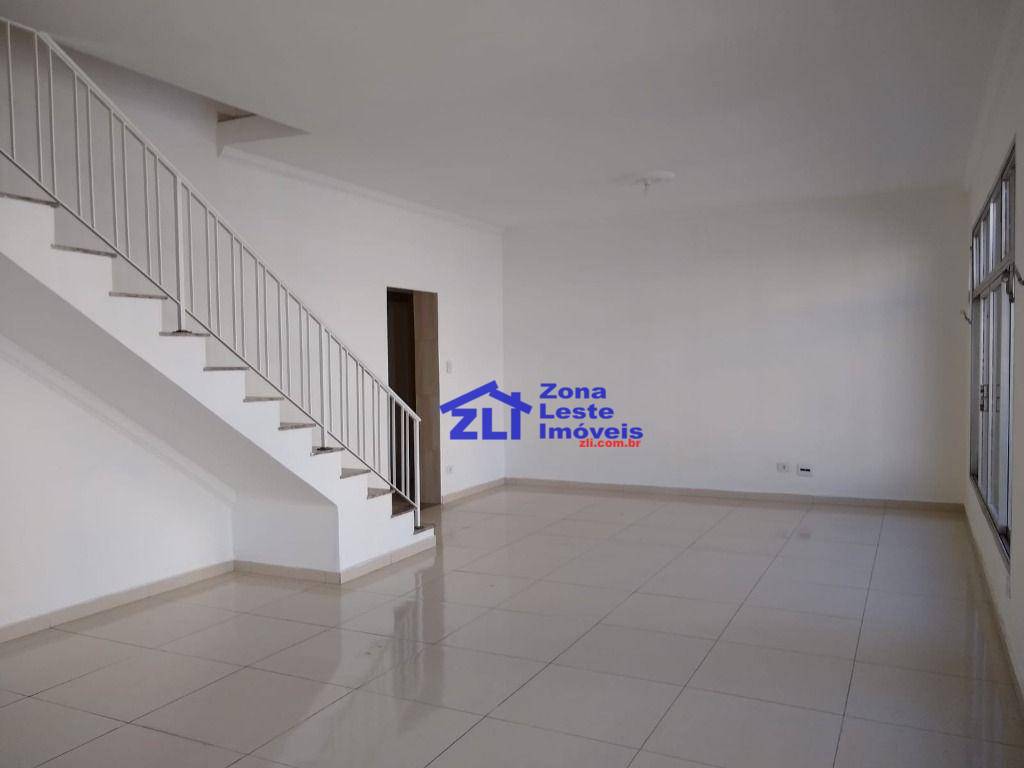 Sobrado à venda e aluguel com 3 quartos, 187m² - Foto 4