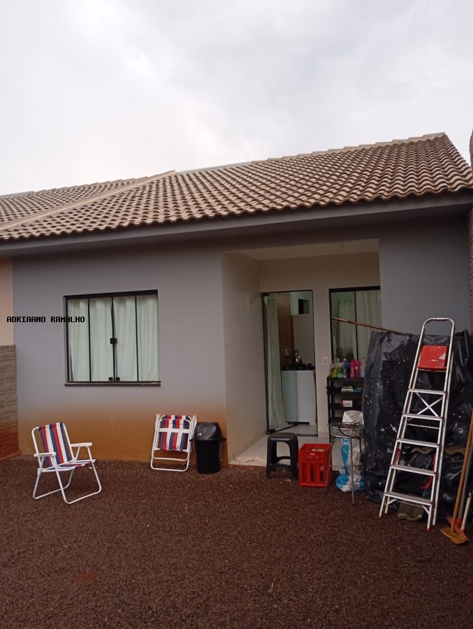 Casa à venda com 2 quartos, 70m² - Foto 11