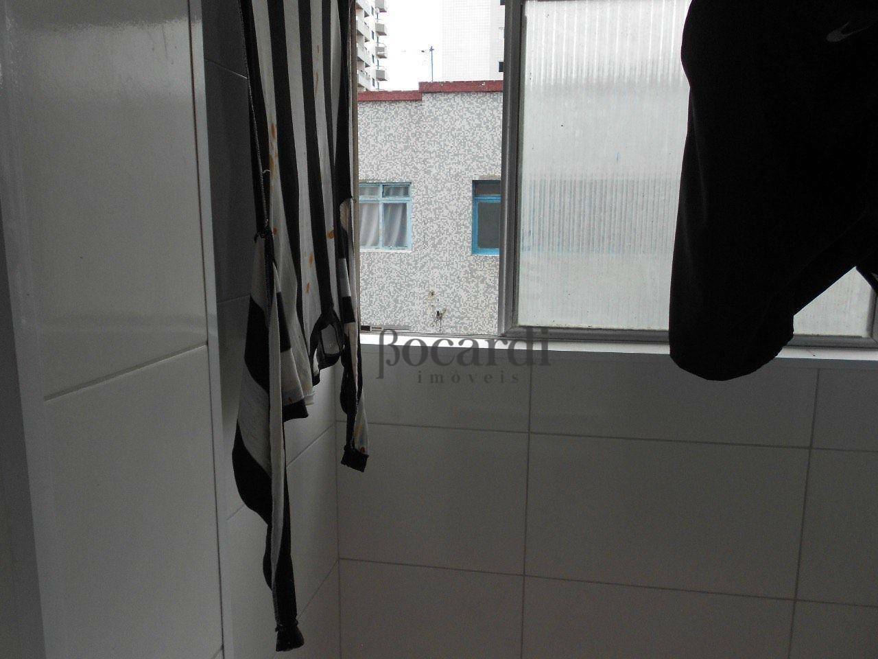 Apartamento à venda com 1 quarto, 45m² - Foto 9