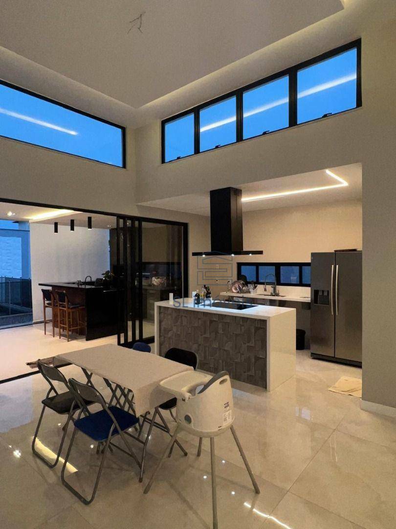 Casa à venda com 3 quartos, 200m² - Foto 7